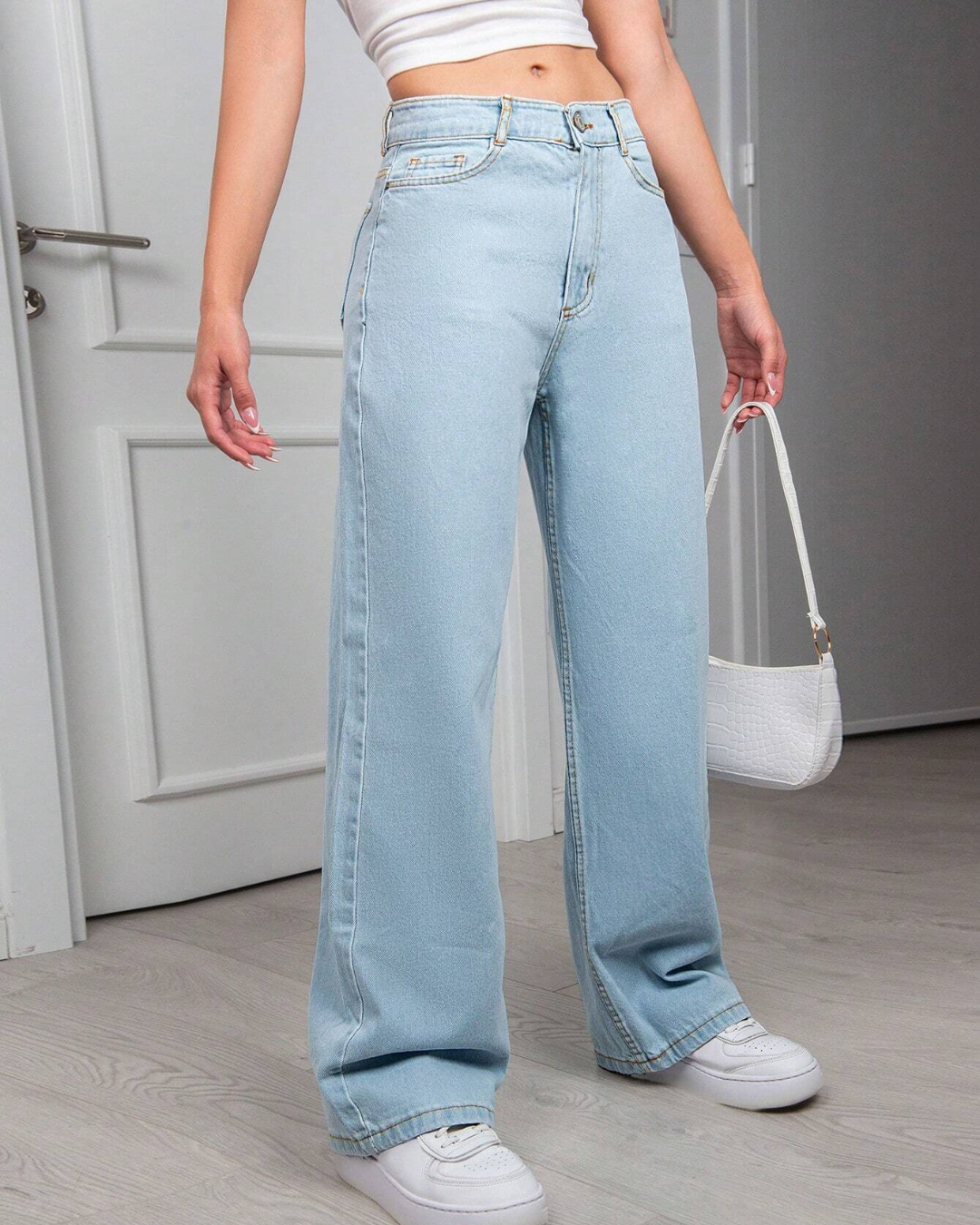Blugi Largi și Ușori cu Talie Înaltă și Stil Relaxat