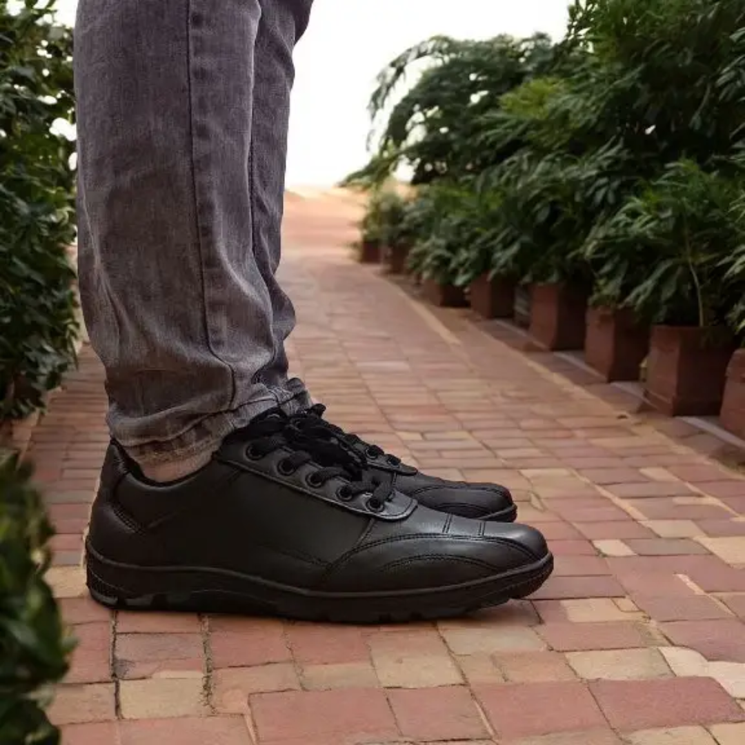 Cizme Din Piele cu Textura Aspră Pentru Bărbați 