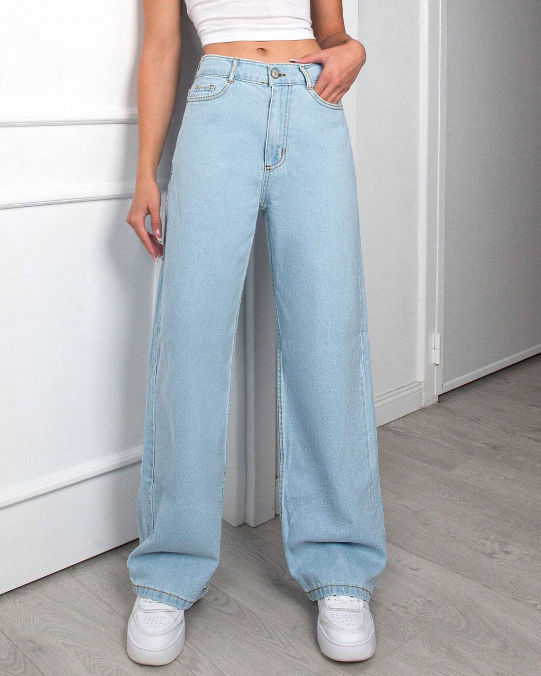 Blugi Largi și Ușori cu Talie Înaltă și Stil Relaxat 